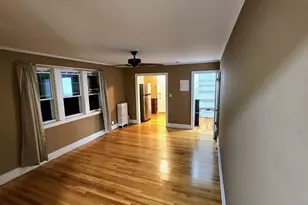 195 Thomas Burgin Pkwy, Quincy, MA 02169 - Photo 9