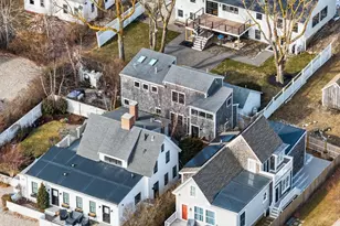 600 Commercial St, Provincetown, MA 02657 - Photo 25