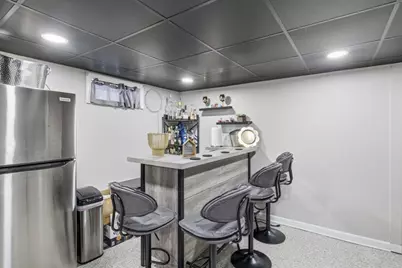 30 W Hill Road, Springfield, MA 01109 - Photo 21