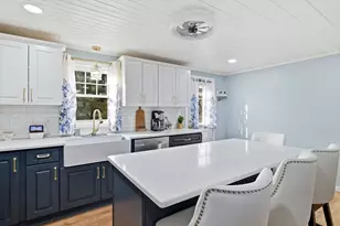 30 W Hill Rd, Springfield, MA 01109 - Photo 7