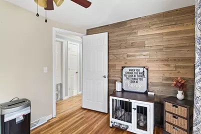 30 W Hill Road, Springfield, MA 01109 - Photo 11