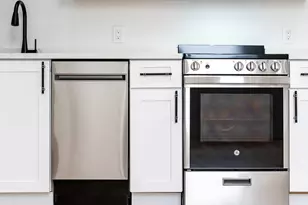 536 Broadway, Everett, MA 02149 - Photo 3