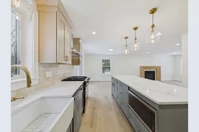 280 Plain St, Rehoboth, MA 02769 - Photo 11