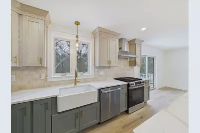 280 Plain St, Rehoboth, MA 02769 - Photo 13