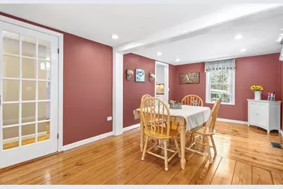 376 Douglas Street, Uxbridge, MA 01569 - Photo 11