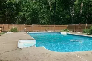 376 Douglas St, Uxbridge, MA 01569 - Photo 25