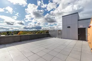 211 Green St, Boston, MA 02130 - Photo 9