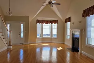 8 Riverview Heights, Amesbury, MA 01913 - Photo 5