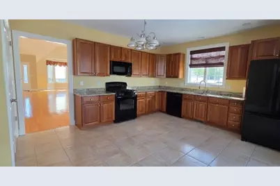 8 Riverview Heights #61, Amesbury, MA 01913 - Photo 11