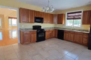 8 Riverview Heights, Amesbury, MA 01913 - Photo 11