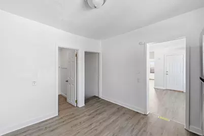 5 Floyd St, Lowell, MA 01852 - Photo 7