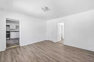 5 Floyd St, Lowell, MA 01852 - Photo 9