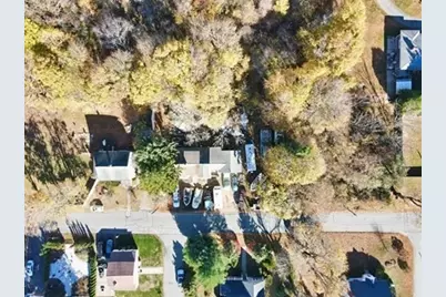 123 Calef Ave, Swansea, MA 02777 - Photo 9