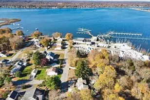 123 Calef Ave, Swansea, MA 02777 - Photo 3