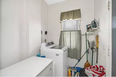 35 Bullard St, Boston, MA 02121 - Photo 13