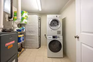 5170 Washington St, Boston, MA 02132 - Photo 19