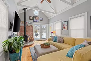 5 Holten St, Danvers, MA 01923 - Photo 9