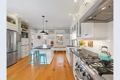 5 Holten St, Danvers, MA 01923 - Photo 7