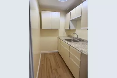 10 Holland Road #2, Worcester, MA 01603 - Photo 5