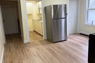 10 Holland Rd, Worcester, MA 01603 - Photo 7