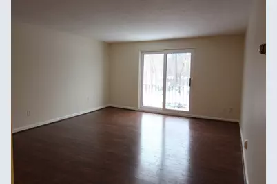 4 Kennedy Ln #47, Milford, MA 01757 - Photo 5