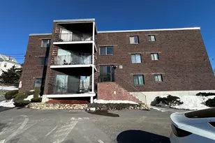 27 Alpine St, Malden, MA 02148 - Photo 1