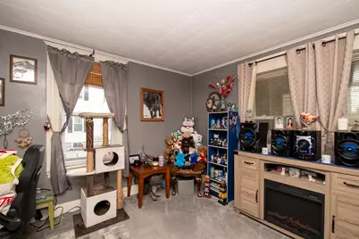 75 Belleville Rd, New Bedford, MA 02745 - Photo 7