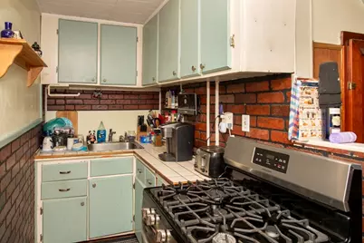 75 Belleville Rd, New Bedford, MA 02745 - Photo 3