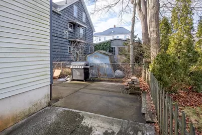 75 Belleville Rd, New Bedford, MA 02745 - Photo 35