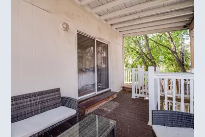 30 Mercer St #3, Boston, MA 02127 - Photo 19