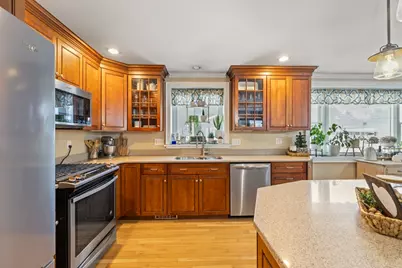 765 Pine Hill Dr, New Bedford, MA 02745 - Photo 9