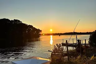 86 Ocean View Ave, Swansea, MA 02777 - Photo 3