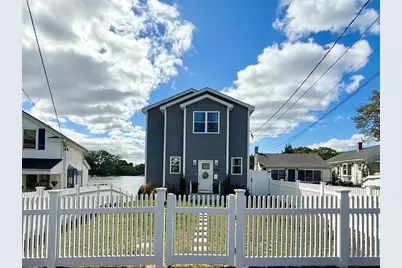 86 Ocean View Ave, Swansea, MA 02777 - Photo 1