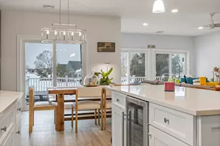 86 Ocean View Ave, Swansea, MA 02777 - Photo 9