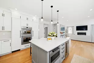 115 Oxford Rd, Newton, MA 02459 - Photo 7