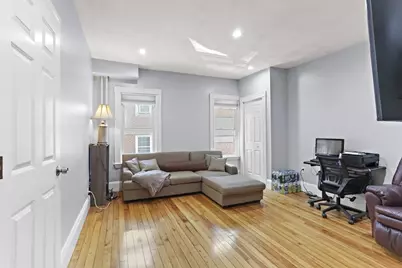 181 Green Street #1, Melrose, MA 02176 - Photo 5