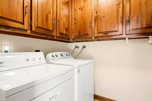 26 Nottingham Dr, Raynham, MA 02767 - Photo 33