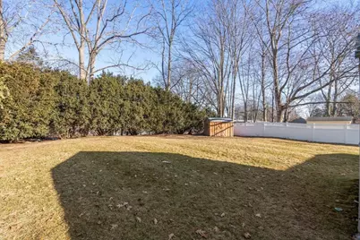 8 Stanley St, Natick, MA 01760 - Photo 15