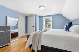 32 Summer St, Georgetown, MA 01833 - Photo 11