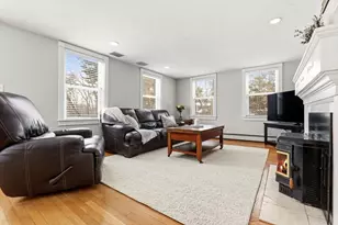 32 Summer St, Georgetown, MA 01833 - Photo 3