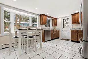 32 Summer St, Georgetown, MA 01833 - Photo 7