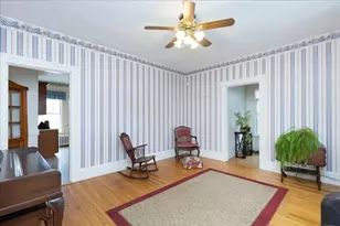 13 Mystic Ave, Gloucester, MA 01930 - Photo 5