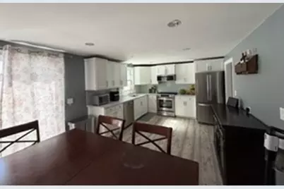 23 Floyd St, Billerica, MA 01821 - Photo 9