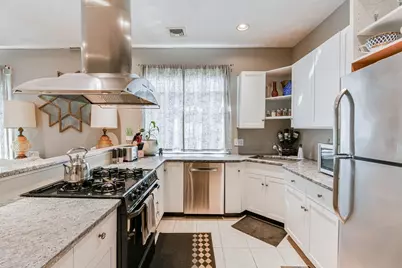 557 Salem St #3, Malden, MA 02148 - Photo 1