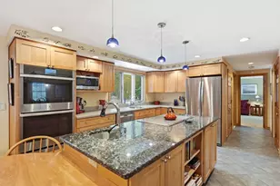 204 Aubinwood Rd, Amherst, MA 01002 - Photo 5