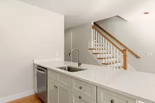 13 Merrimac St, Amesbury, MA 01913 - Photo 13