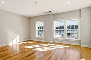 13 Merrimac St, Amesbury, MA 01913 - Photo 27