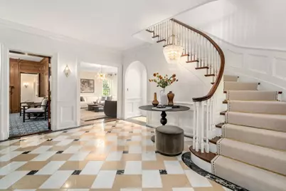 188 Heath St, Brookline, MA 02467 - Photo 3