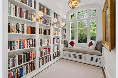 188 Heath St, Brookline, MA 02467 - Photo 23
