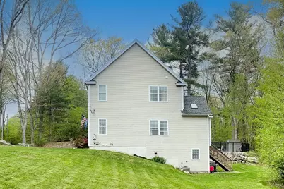 578 Carpenter Rd, Northbridge, MA 01588 - Photo 3